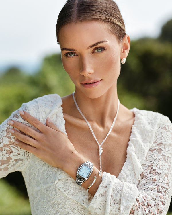  Necklace in silver stainless steel from Waldor & Co. The model is Dual Knot Necklace Polished.